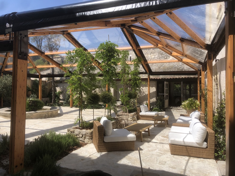 Transparent Structure for Weddings and Events